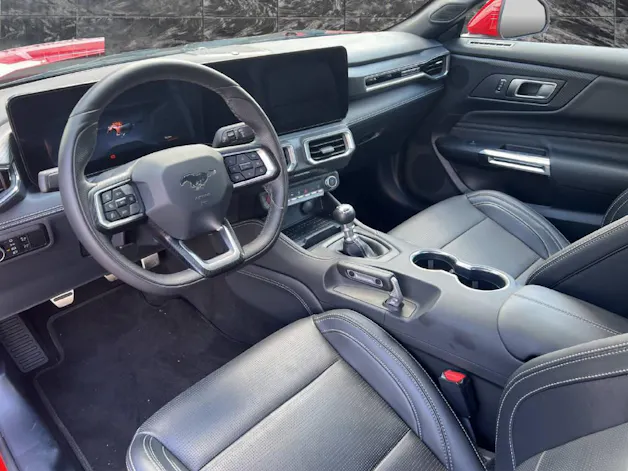 Ford Mustang Coupé 5.0 V8 GT