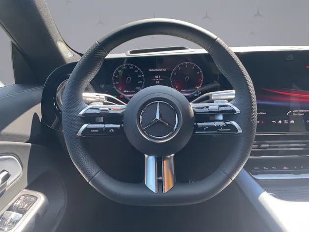 MERCEDES-BENZ CLA 220 4-Matic Shooting Brake