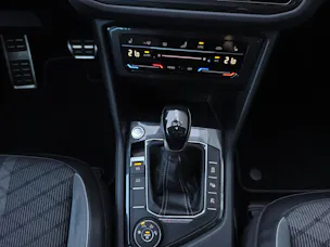 VW Tiguan R-Line 2.0 TDI SCR  DSG (CH)