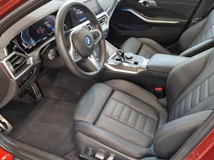 BMW 330e xDrive M Sport