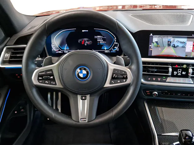 BMW 330e xDrive M Sport