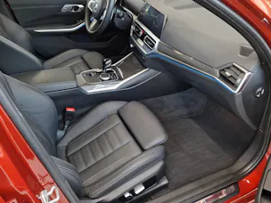 BMW 330e xDrive M Sport