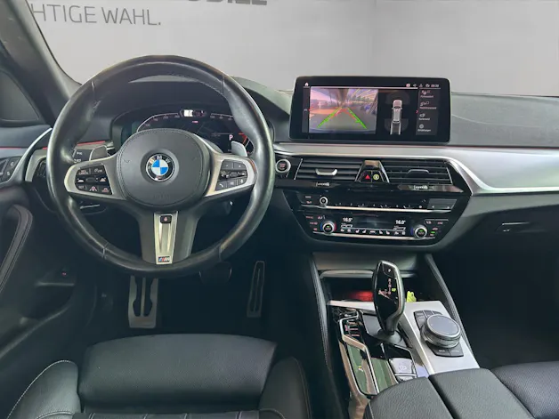 BMW 530i xDrive SAG Touring