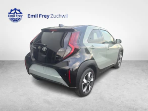 https://vehicle.imgix.net/4382368/1edd87bf-4ee0-4e70-9b91-49c19157e652.jpg