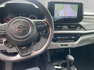 Suzuki Swift 1.2 Sakura Top Hybrid