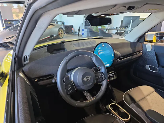 Mini Cooper SE J01 (CH)