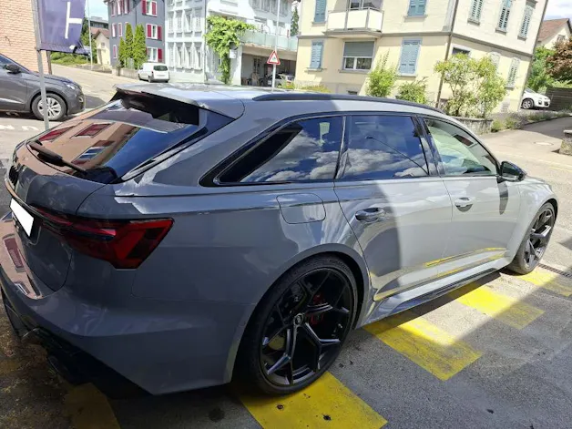 Audi RS6 Avant 4.0 V8 TFSI performance quattro T-Tronic