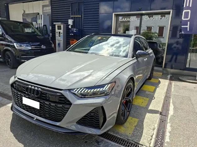 Audi RS6 Avant 4.0 V8 TFSI performance quattro T-Tronic