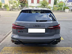 Audi RS6 Avant 4.0 V8 TFSI performance quattro T-Tronic