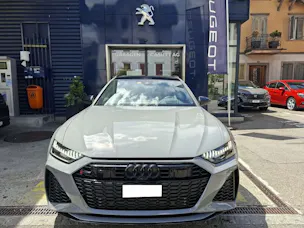 Audi RS6 Avant 4.0 V8 TFSI performance quattro T-Tronic