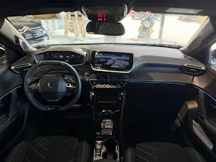 Peugeot 2008 1.2 Hybrid 145 GT Exclusive