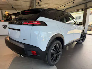 Peugeot 2008 1.2 Hybrid 145 GT Exclusive