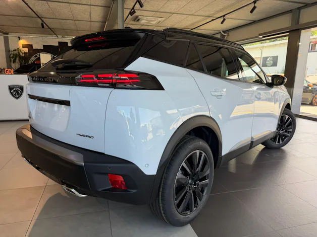 Peugeot 2008 1.2 Hybrid 145 GT Exclusive