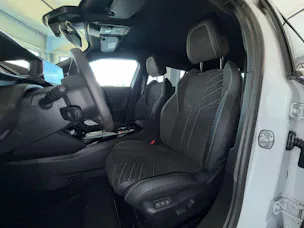 Peugeot 2008 1.2 Hybrid 145 GT Exclusive