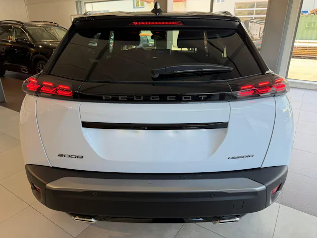 Peugeot 2008 1.2 Hybrid 145 GT Exclusive