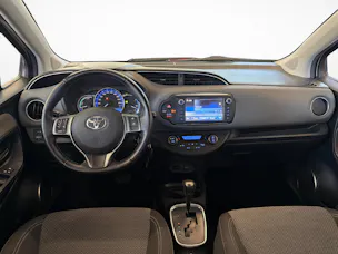 Toyota Yaris 1.5 VVT-i HSD Trend
