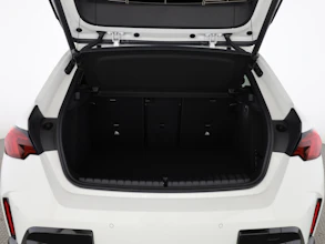 https://vehicle.imgix.net/4382477/b0888ea7-1964-4f86-ba00-4c7653bdd6de.jpg