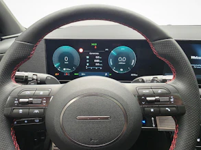 https://vehicle.imgix.net/4382511/1bd9b45e-fad3-4d7a-8f19-95e494bf99ed.jpg