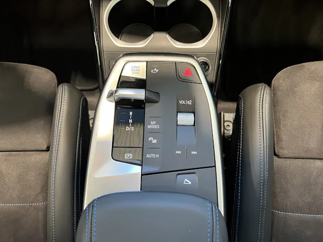 BMW X1 23i xDrive paddles