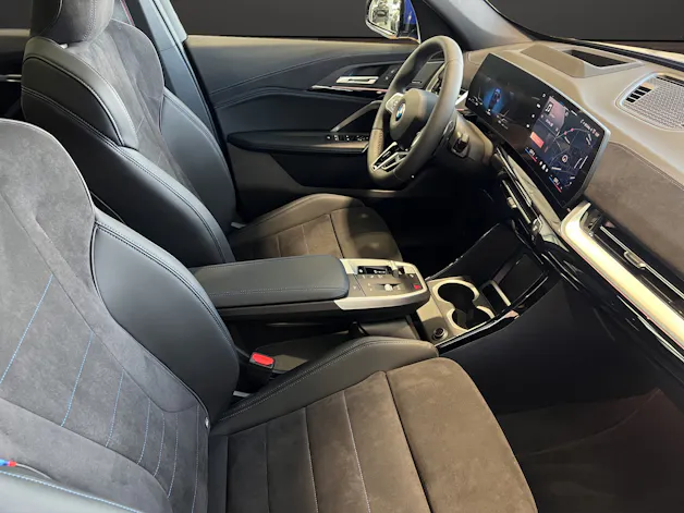 BMW X1 23i xDrive paddles