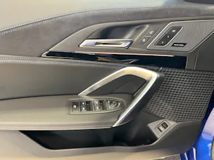 BMW X1 23i xDrive paddles