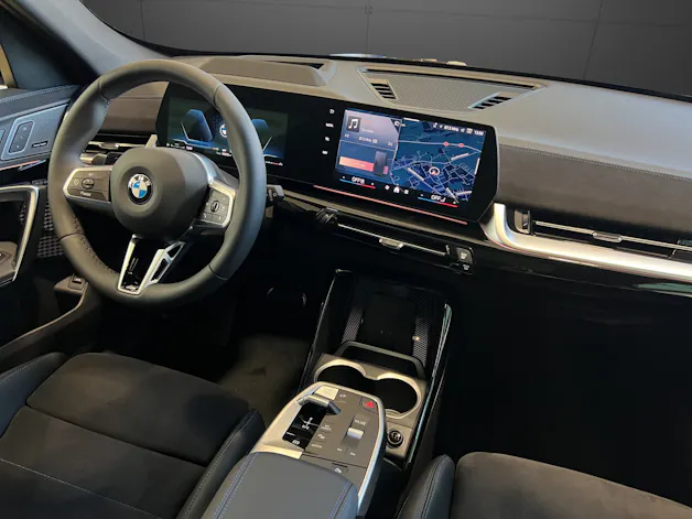 BMW X1 23i xDrive paddles