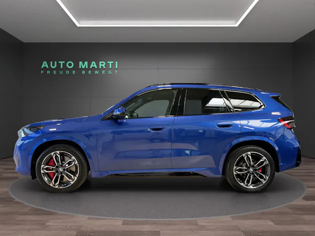 BMW X1 23i xDrive paddles