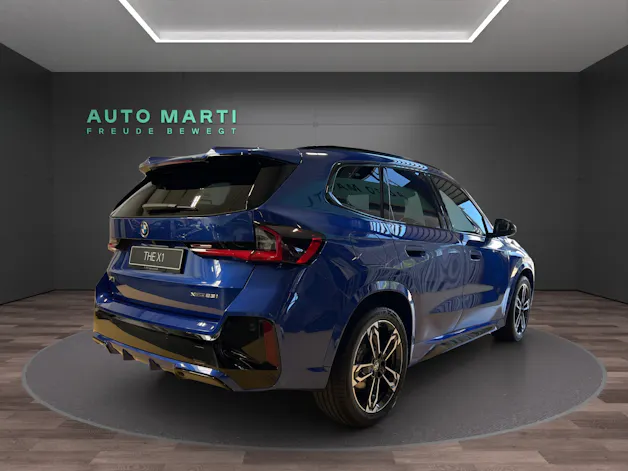 BMW X1 23i xDrive paddles