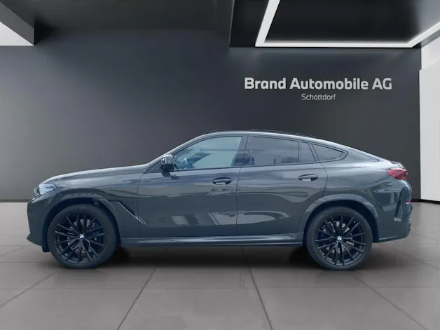 BMW X6 M50i