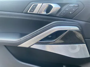 BMW X6 M50i