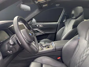 BMW X6 M50i