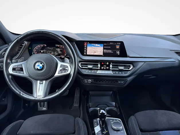 BMW 120d xDrive SAG