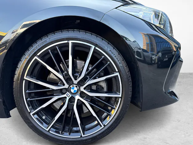 BMW 120d xDrive SAG