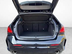 https://vehicle.imgix.net/4382631/8dcc782a-3f44-4dd7-86c4-68a6bb10dd3a.jpg