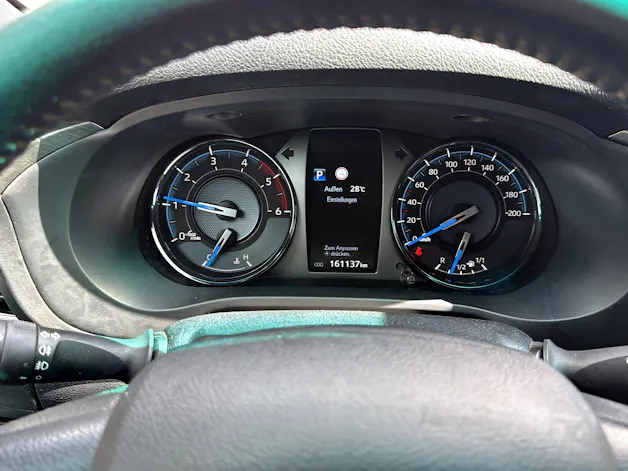 Toyota Hilux Double Cab.-Pick-up 2.8 D-4D 204 Invincible