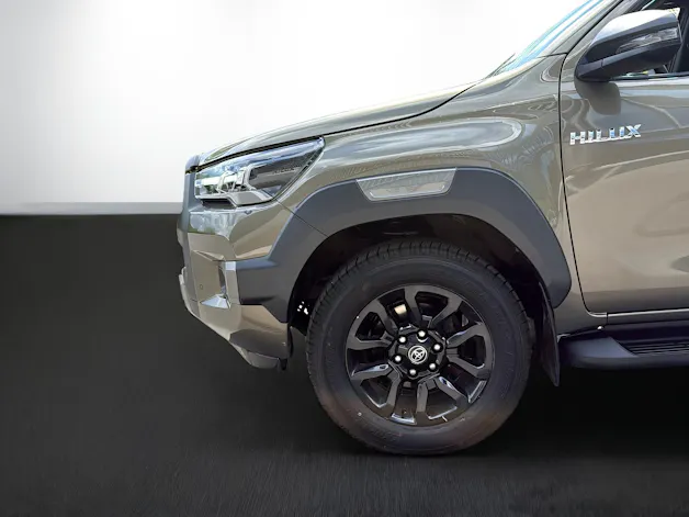 Toyota Hilux Double Cab.-Pick-up 2.8 D-4D 204 Invincible