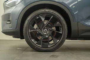 Volvo EX40 Twin Black Edition AWD
