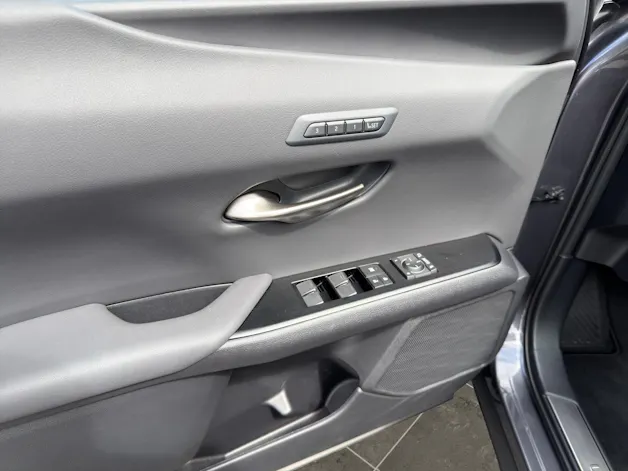 Lexus UX 250h Excellence