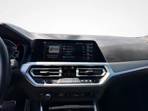https://vehicle.imgix.net/4382672/47a1e465-33d5-4e03-8af8-1b57d5a90b22.jpg