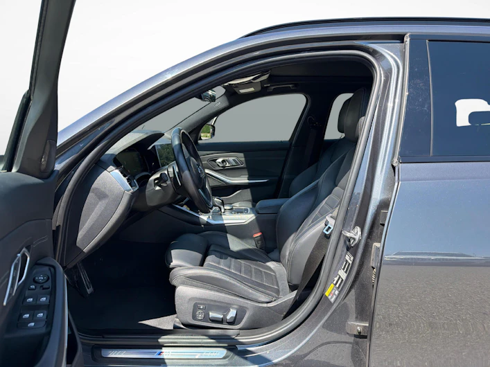 image du véhicule BMW 3 SERIES