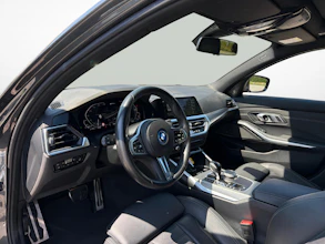 https://vehicle.imgix.net/4382672/7d631e47-2eed-403c-b9e8-586141144b78.jpg