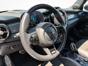 Fahrzeugbild MINI F56 2.0i 231John Cooper Works