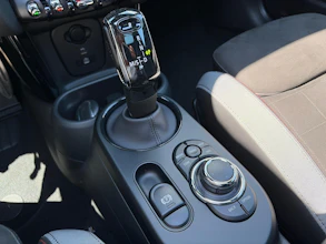 https://vehicle.imgix.net/4382684/1ea93dee-1fc3-45b1-8fd1-145e09d6a047.jpg