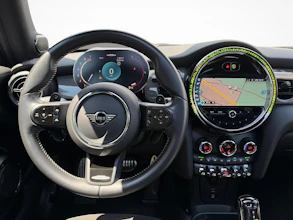 https://vehicle.imgix.net/4382684/60a10304-9397-463e-9ed7-9788a3a9db43.jpg