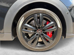 https://vehicle.imgix.net/4382684/f1f62654-c331-40aa-b476-2c900a6c9326.jpg