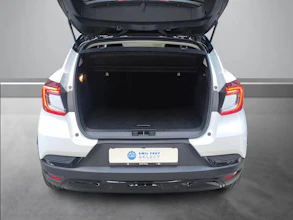 https://vehicle.imgix.net/4382731/ee5a927f-c00c-4369-9af3-bf0989d6e203.jpg