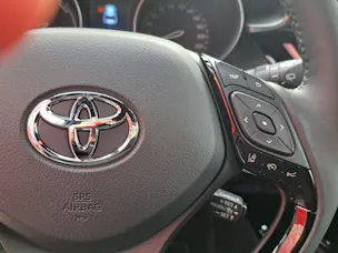 Toyota C-HR 2.0 VVTi HSD Move