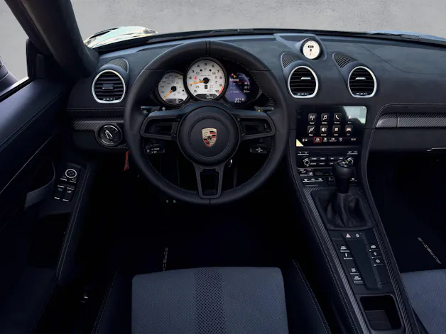 PORSCHE 718 Spyder RS