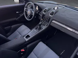 PORSCHE 718 Spyder RS