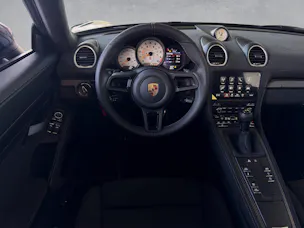 PORSCHE 718 Spyder RS
